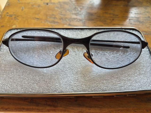 แว่นสายตาสั้น OAKLEY