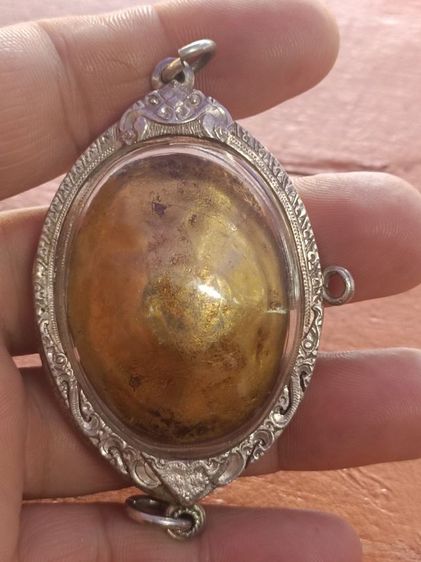 เบี้ยแก้หลวงปู่รอดวัดนายโรงเก่ามากเลี่ยมเงินแท้พระบ้านๆ