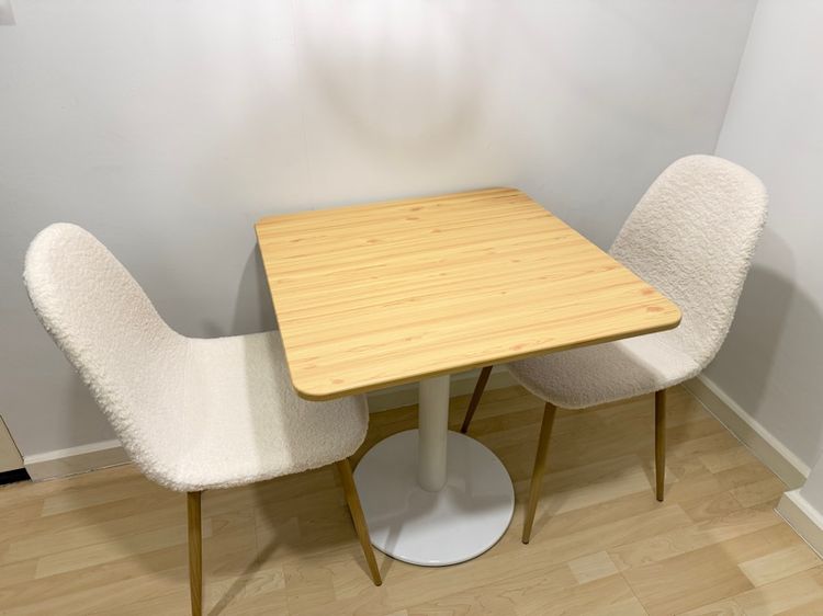 ชุดเซ็ทโต๊ะอาหาร สไตล์มินิมอล รูปที่ 3