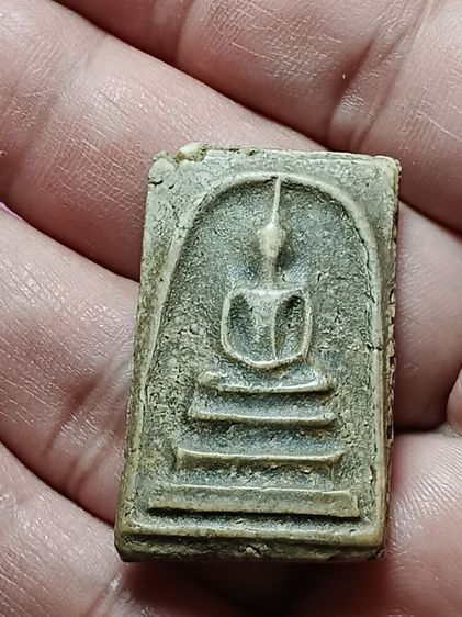 พระสมเด็จวัดระฆัง รุ่นแรก สภาพสวย พระเก็บบ้านเก่าพระวางหิ้ง ไม่ผ่านการใช้ สวยสมบูรณ์ไม่หักไม่ซ่อม น่าใช้มากครับ รูปที่ 7