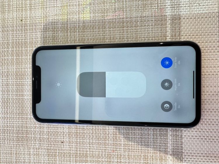 iPhone 11 สีขาว 128 เครื่องสวย รูปที่ 6