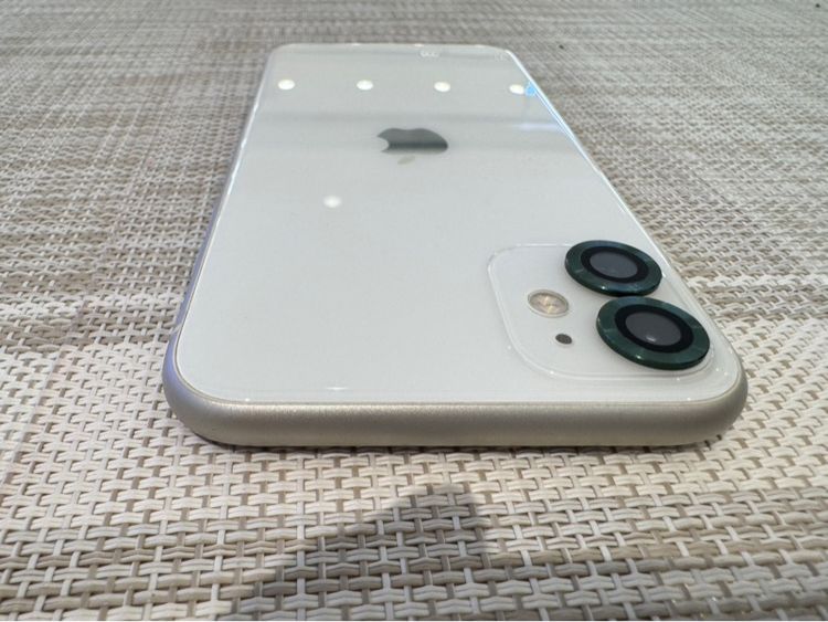 iPhone 11 สีขาว 128 เครื่องสวย รูปที่ 4