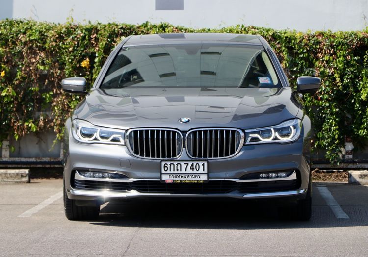 BMW Series 7 2017 740Li Sedan เบนซิน ไม่ติดแก๊ส เกียร์อัตโนมัติ เทา