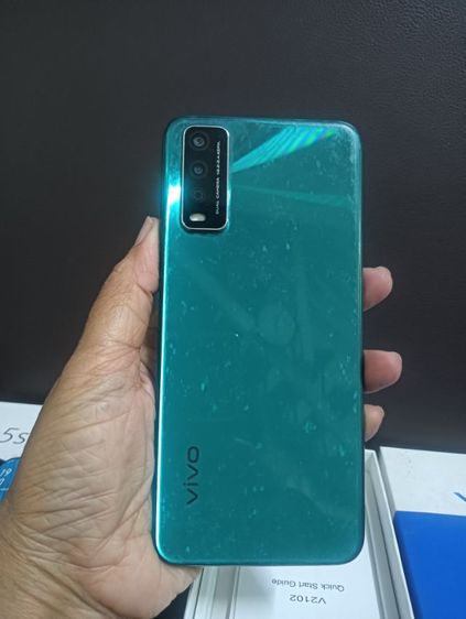 สมาร์ทโฟน VivoY12A สภาพดี  ฟิล์มกระจกแตก ไม่มีปัญหาต่อการใช้งานค่ะ 