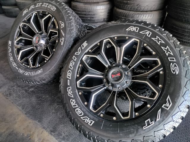 ล้อแม็ก lenso ลายดอกไม้ขอบ 18 พร้อมยาง at รูปที่ 3