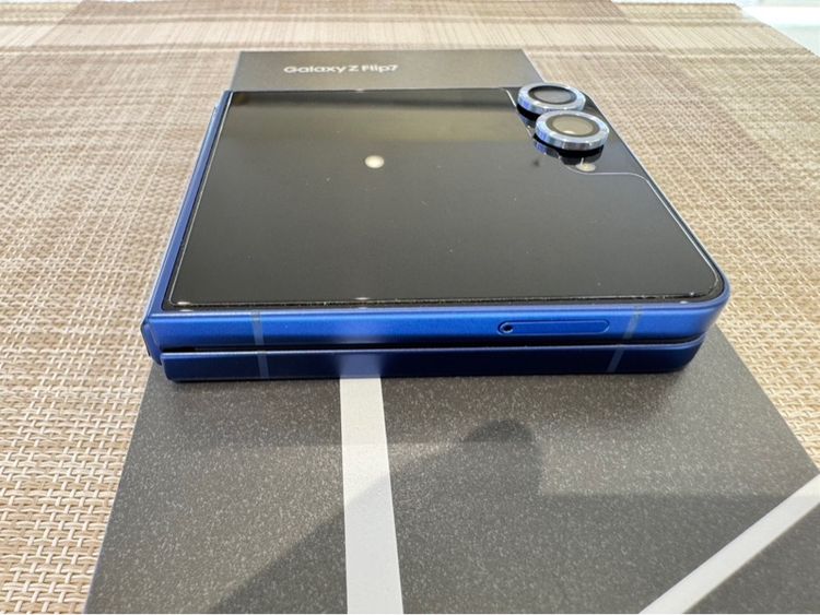 Samsung Z Flip7 ประกันศูนย์ ผ่อนได้ รูปที่ 4