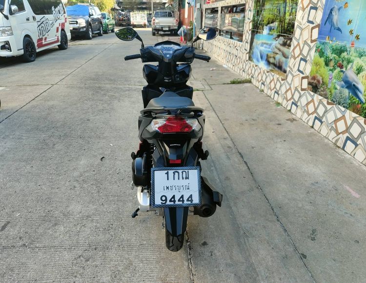 🛵ยังไงก็ขาย CLICK125 i ปี 60 เครื่องดี สีสวย สตาร์ทมือ เล่มชุดโอนครบ+เปลี่ยนถ่ายน้ำมันเครื่องฟรี ส่งฟรี30 ก.ม รูปที่ 5