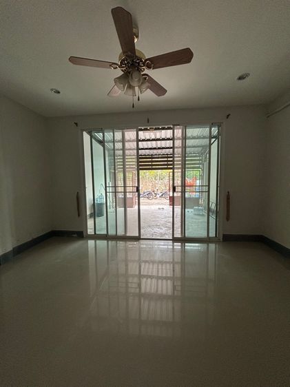 มีบางส่วน ทาวน์เฮ้าส์ชั้นเดียว รูปที่ 4