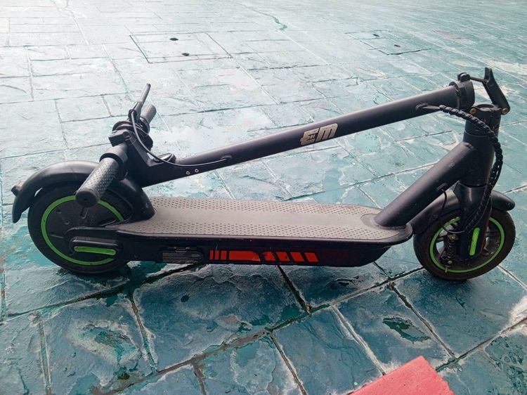 ขายสกู๊ตเตอร์ไฟฟ้าสภาพเยี่ยมเจ้าของขายเอง 