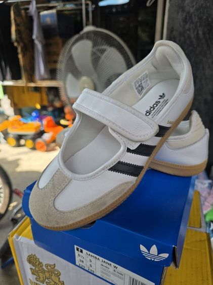Adidas Samba jane 38" 6.5US