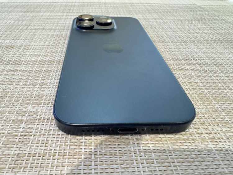 iPhone 15 Pro 128 มีรอยเคสกัดตามการใช้งาน รูปที่ 5