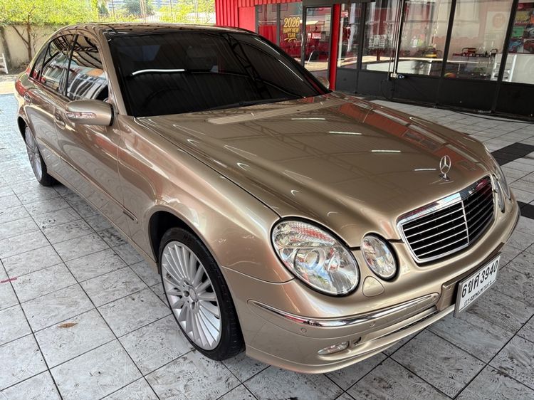 Mercedes-Benz E-Class 2003 E240 Sedan เบนซิน ไม่ติดแก๊ส เกียร์อัตโนมัติ บรอนซ์ทอง รูปที่ 2