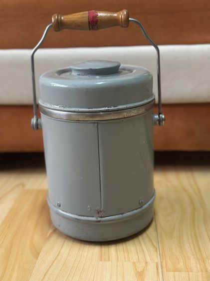 กระติกน้ำโบราณ