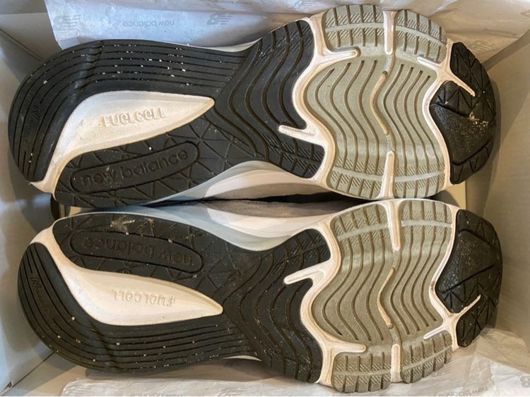 รองเท้า Newbalance 990 V6 (MADE in USA) รูปที่ 8