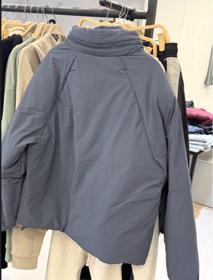 Zara Puffer Jacket กันหนาวติดลบได้สะบายๆ รูปที่ 9