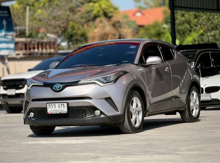 รถ Toyota C-HR 1.8 HV Hi สี เทา