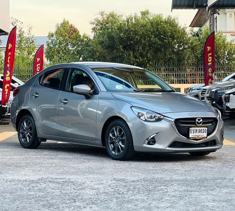 รถ Mazda Mazda 2 1.3 High Connect สี เทา