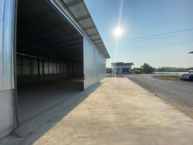 โกดังโรงงานคลังสินค้าให้เช่าติด ถนนสองฝั่ง ทำหน้าร้านได้ เมืองสมุทรสาคร