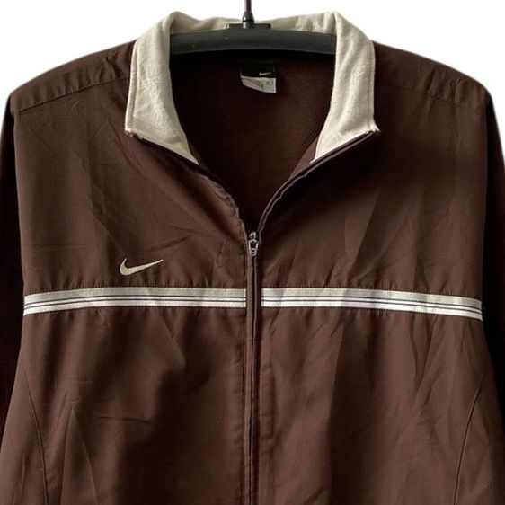 Nike เสื้อคลุม รูปที่ 6