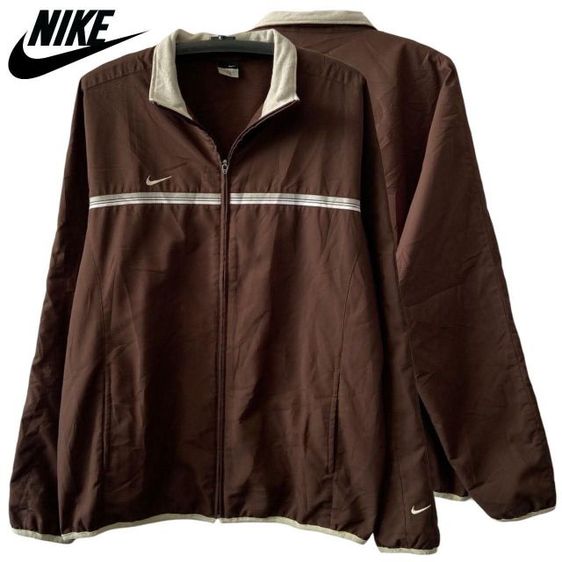 Nike เสื้อคลุม รูปที่ 5