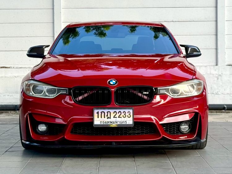 รถ BMW Series 3 320d สี แดง