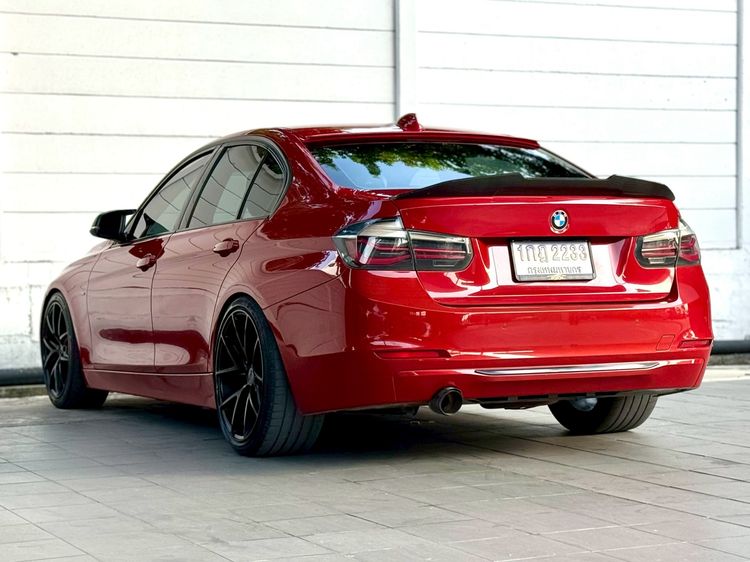 BMW Series 3 2013 320d Sedan ดีเซล ไม่ติดแก๊ส เกียร์อัตโนมัติ แดง รูปที่ 4