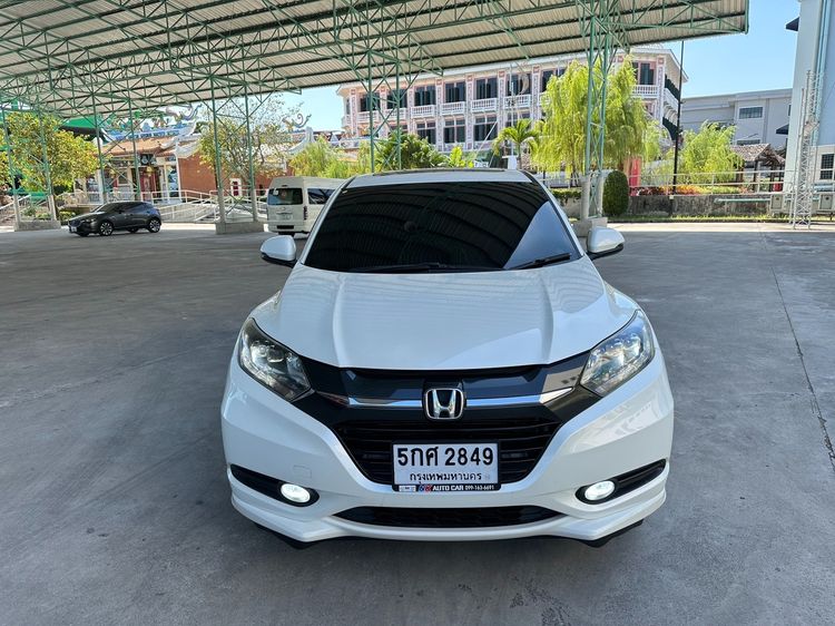 Honda HR-V 2017 1.8 EL Sedan เบนซิน ไม่ติดแก๊ส เกียร์อัตโนมัติ ขาว รูปที่ 4