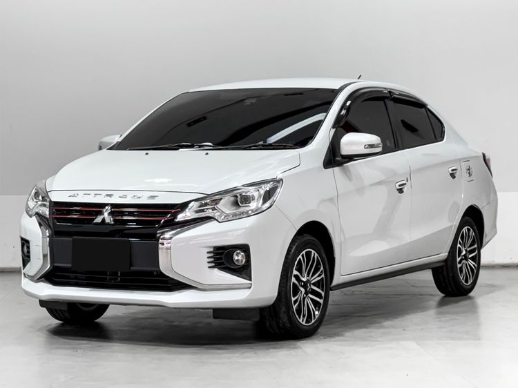 รถ Mitsubishi Attrage 1.2 Smart สี ขาว