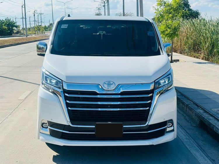 Toyota Majesty 2020 2.8 Premium Van ดีเซล เกียร์อัตโนมัติ ขาว รูปที่ 2