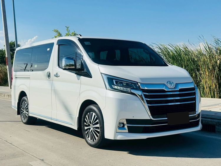 Toyota Majesty 2020 2.8 Premium Van ดีเซล เกียร์อัตโนมัติ ขาว รูปที่ 3
