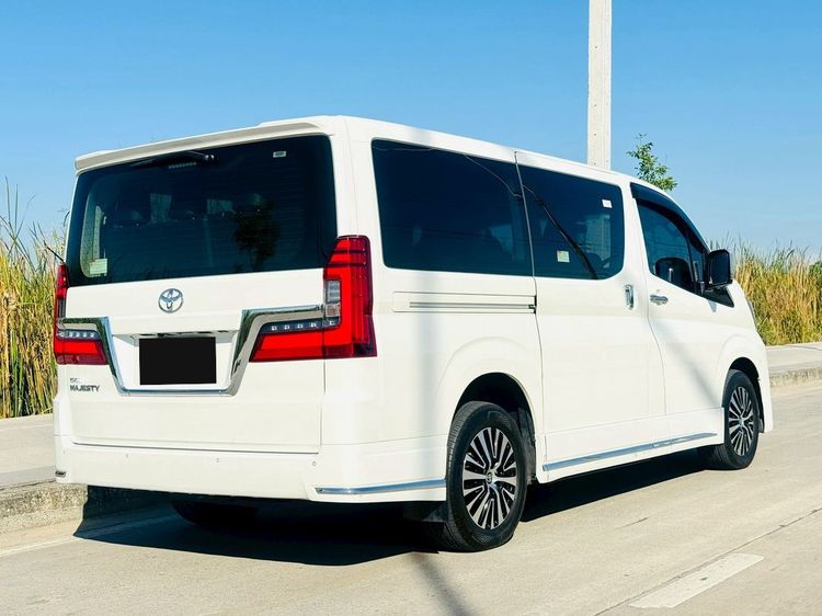 Toyota Majesty 2020 2.8 Premium Van ดีเซล เกียร์อัตโนมัติ ขาว รูปที่ 4