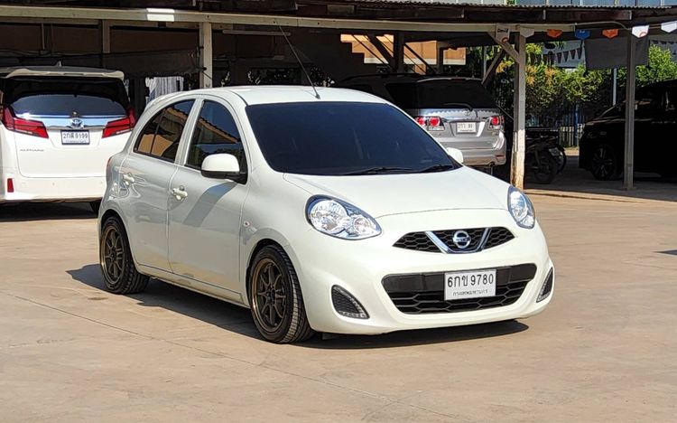 Nissan March 2017 1.2 V Sedan เบนซิน ไม่ติดแก๊ส เกียร์อัตโนมัติ ขาว รูปที่ 3