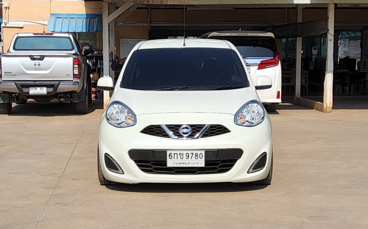 Nissan March 2017 1.2 V Sedan เบนซิน ไม่ติดแก๊ส เกียร์อัตโนมัติ ขาว รูปที่ 2