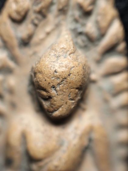 พระรอดลำพูนพิมพ์ใหญ่ครับ รูปที่ 5