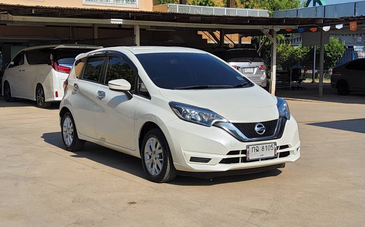 Nissan Note 2018 1.2 V Sedan เบนซิน ไม่ติดแก๊ส เกียร์อัตโนมัติ ขาว รูปที่ 3
