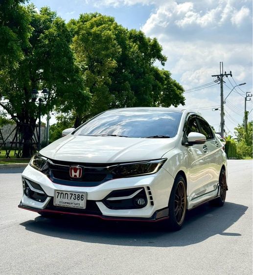Honda City 2018 1.5 V Plus i-VTEC Sedan เบนซิน ไม่ติดแก๊ส เกียร์อัตโนมัติ ขาว รูปที่ 3