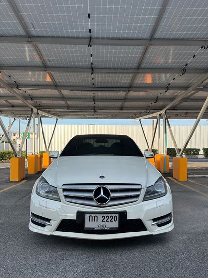 รถ Mercedes-Benz C-Class C180 AMG สี ขาว