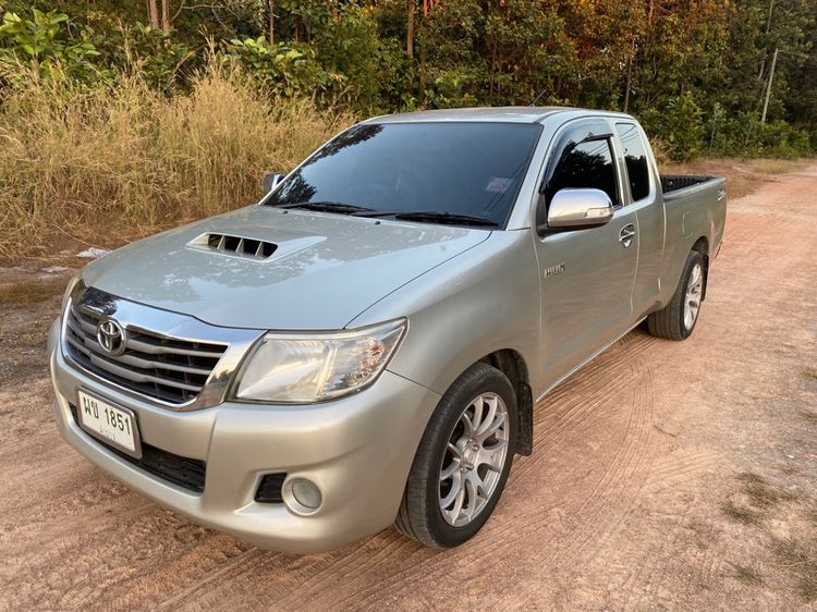 Toyota Hilux Vigo Champ 2013 Smart Cab 2.5 E Pickup ดีเซล เกียร์ธรรมดา เทา รูปที่ 2
