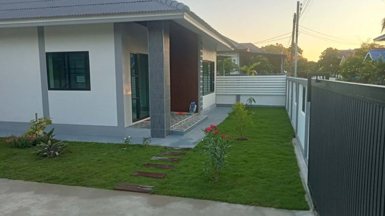 2 bedroom house for sale 