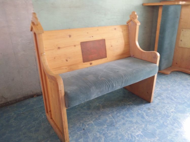 ขายด่วน โซฟาไม้แอช ตัวละ1000บาท (10ตัวสุดท้าย) ขนาดกว้าง110cm ลึก45cm สูง100cm รูปที่ 2