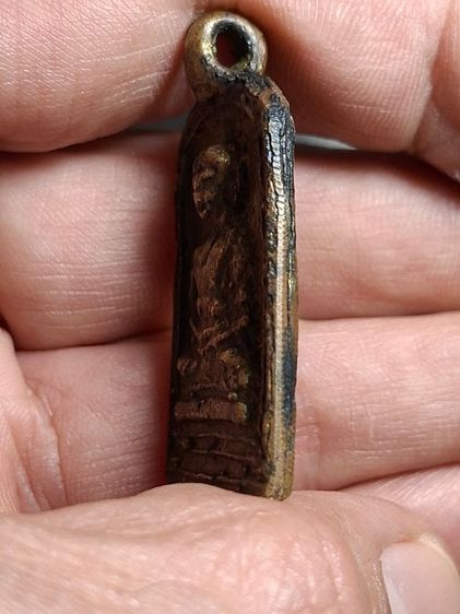 เหรียญหล่อโบราณหลวงพ่อไปล่วัดกำแพง รูปที่ 4