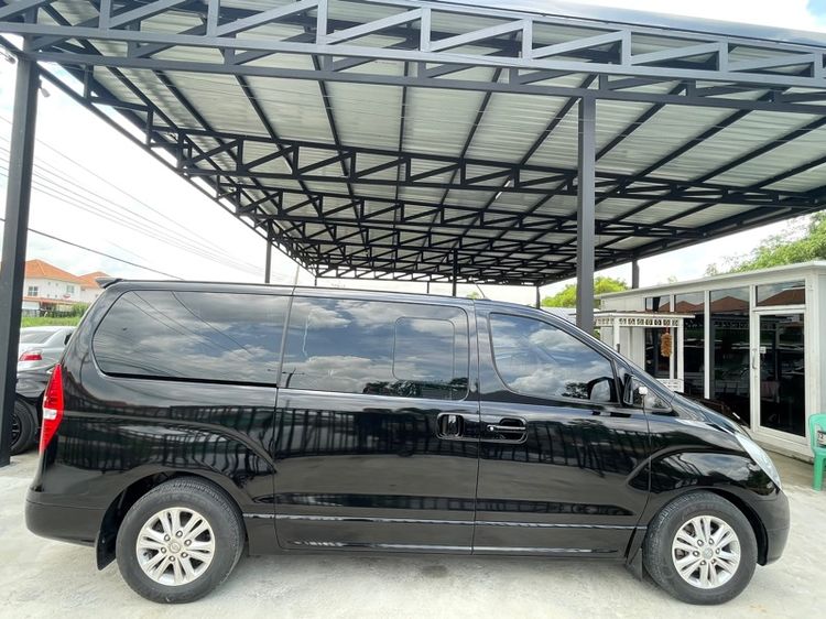 Hyundai H-1  2011 2.5 Deluxe Utility-car ดีเซล ไม่ติดแก๊ส เกียร์อัตโนมัติ ดำ รูปที่ 4