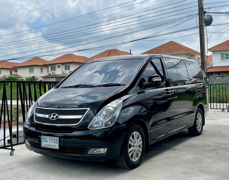 รถ Hyundai H-1  2.5 Deluxe สี ดำ