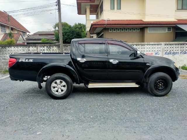 Mitsubishi Triton 2014 2.5 Plus VG Turbo Pickup ดีเซล ไม่ติดแก๊ส เกียร์ธรรมดา ดำ รูปที่ 4