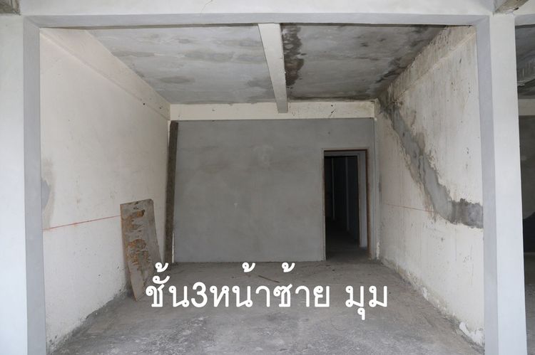 ขายอาคารพาณิชย์ 4 คูหา 3 ชั้นครึ่ง ทำเลทอง สี่แยกเหม่งจ๋าย เห็นชัด ติดถนนใหญ่ เหมาะสำหรับทุกประเภทธุรกิจ รูปที่ 3