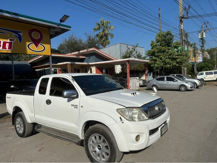 Toyota Hilux Vigo 2010 2.5 E Prerunner VN Turbo Pickup ดีเซล ไม่ติดแก๊ส เกียร์ธรรมดา ขาว รูปที่ 3