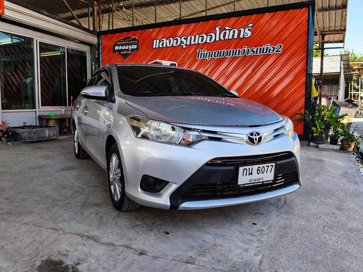 Toyota Vios 2016 1.5 E Sedan เบนซิน ไม่ติดแก๊ส เกียร์อัตโนมัติ เงิน รูปที่ 3