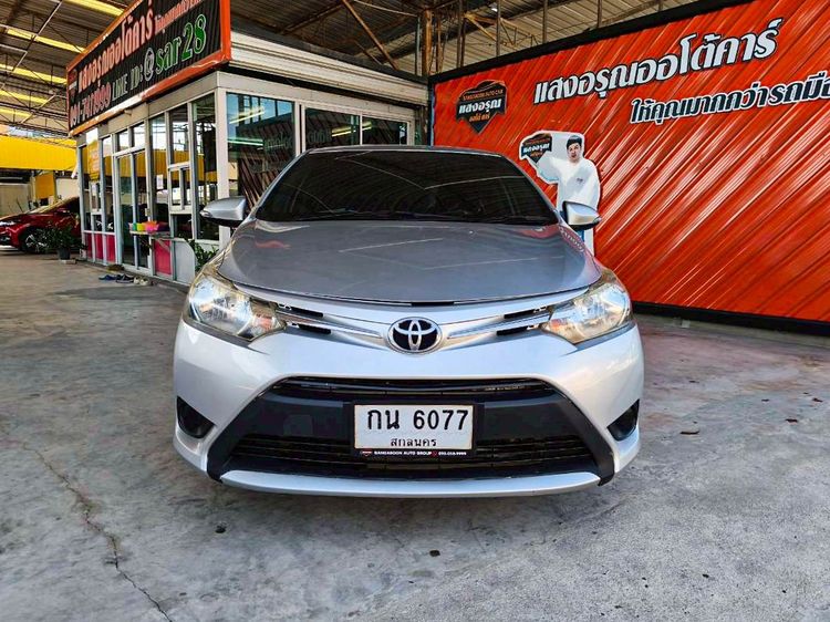 Toyota Vios 2016 1.5 E Sedan เบนซิน ไม่ติดแก๊ส เกียร์อัตโนมัติ เงิน รูปที่ 2