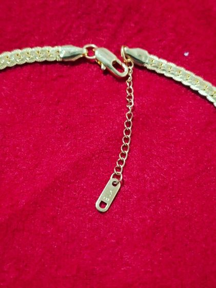 สร้อยคอเลส