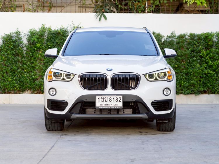 BMW X1 2019 1.5 sDrive18i Iconic Utility-car เบนซิน ไม่ติดแก๊ส เกียร์อัตโนมัติ ขาว รูปที่ 2